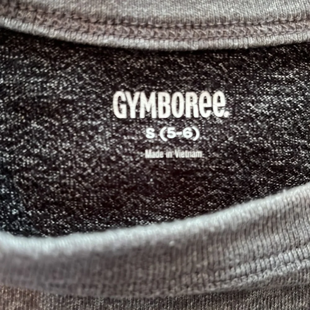 EUC Gymboree T shirt, sz 5/6